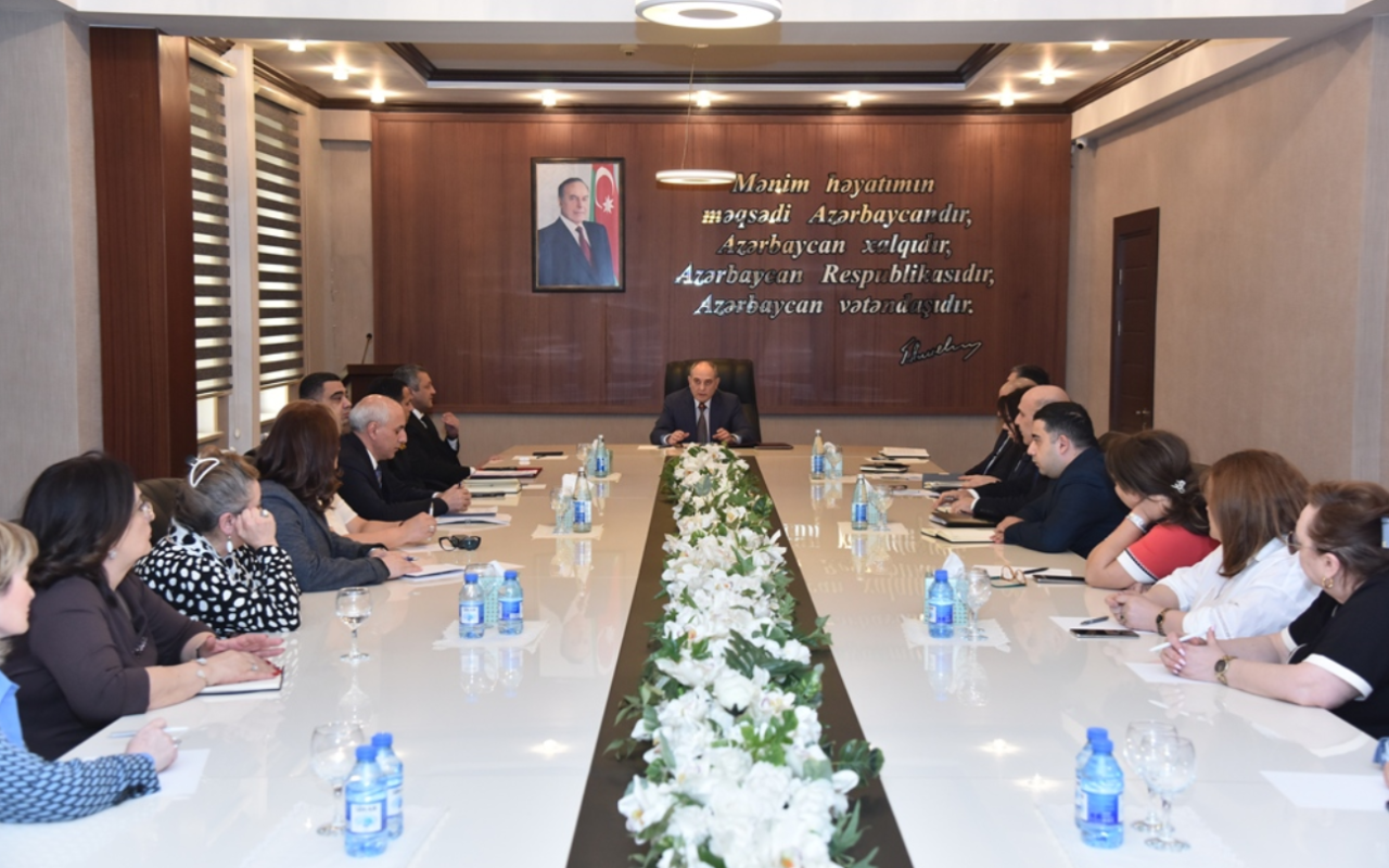 Tahir Budaqov müşavirə keçirdi -FOTOLAR